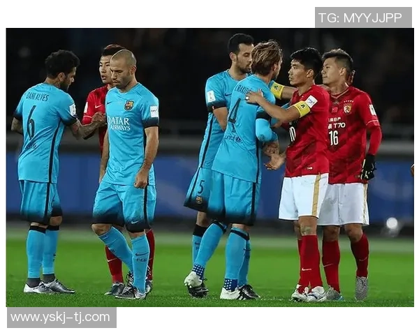 中超精彩对决巴萨与本菲卡战成平局神扑瞬间引发全场热烈反响